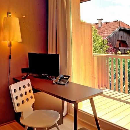 Hotel Gasthof Neumayr Obertrum am See Exterior foto
